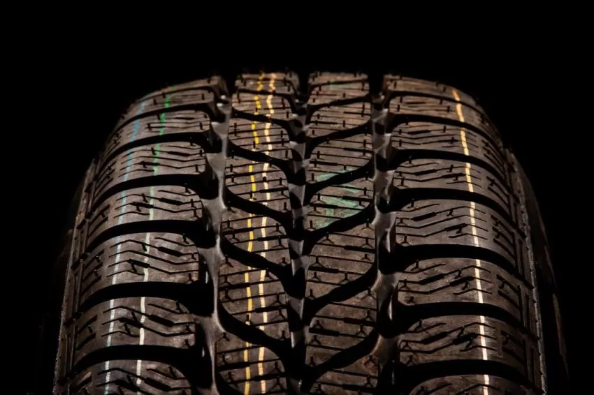 AECA-ITV recuerda la importancia de comprobar el estado de los neumáticos de cara a la seguridad del vehículo