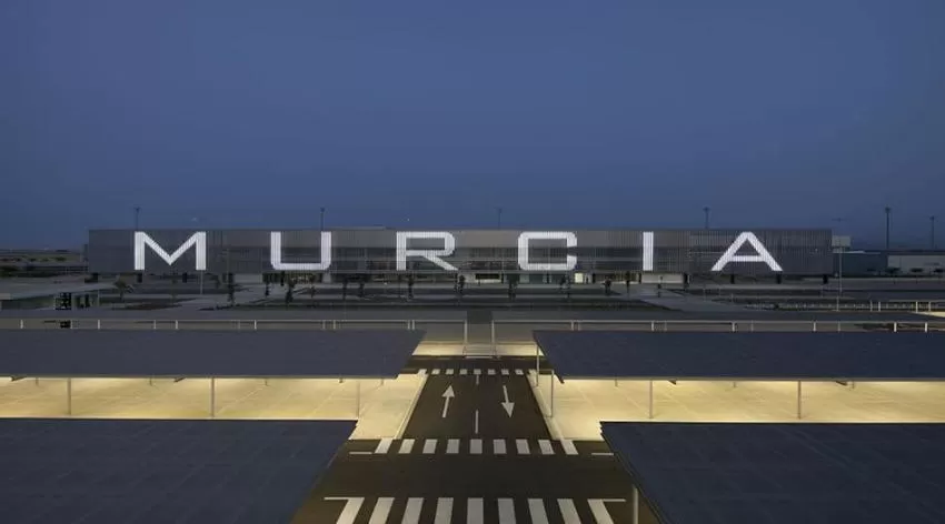 El aeropuerto de Corvera contará con siete nuevos destinos a partir de junio