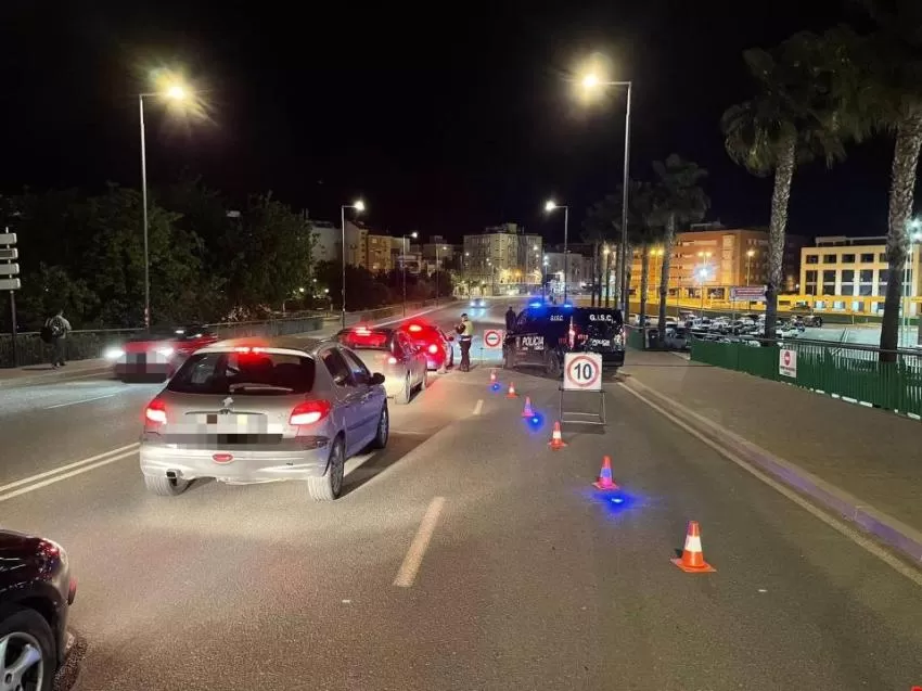 Cinco detenidos por delitos contra la seguridad vial y dos por atentado a agentes en Lorca