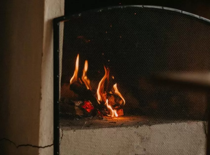 Cómo evitar incendios con el uso de chimeneas y estufas