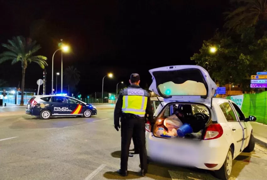 Detenido en Murcia por circular con un coche que acababa de robar, sin carné e incumpliendo el confinamiento