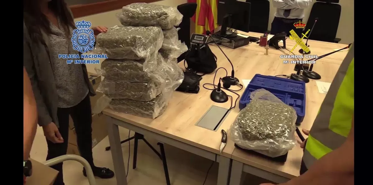 Detenidos 26 integrantes de una red que enviaba marihuana a Alemania oculta en cajas y por mensajería
