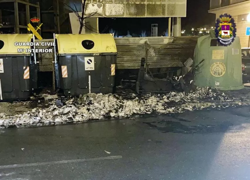 Detienen al sospechoso de quemar más de una docena de contenedores y causar daños en 35 vehículos en Caravaca
