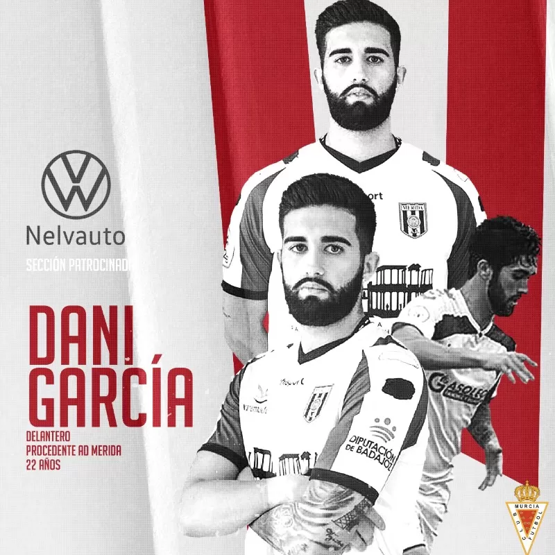 El ataque del Real Murcia se refuerza con Dani García