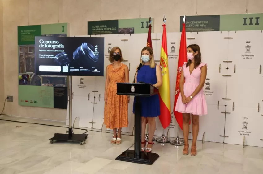 El Ayuntamiento de Murcia convoca el I Concurso de Fotografía Social para visibilizar al colectivo de mayores