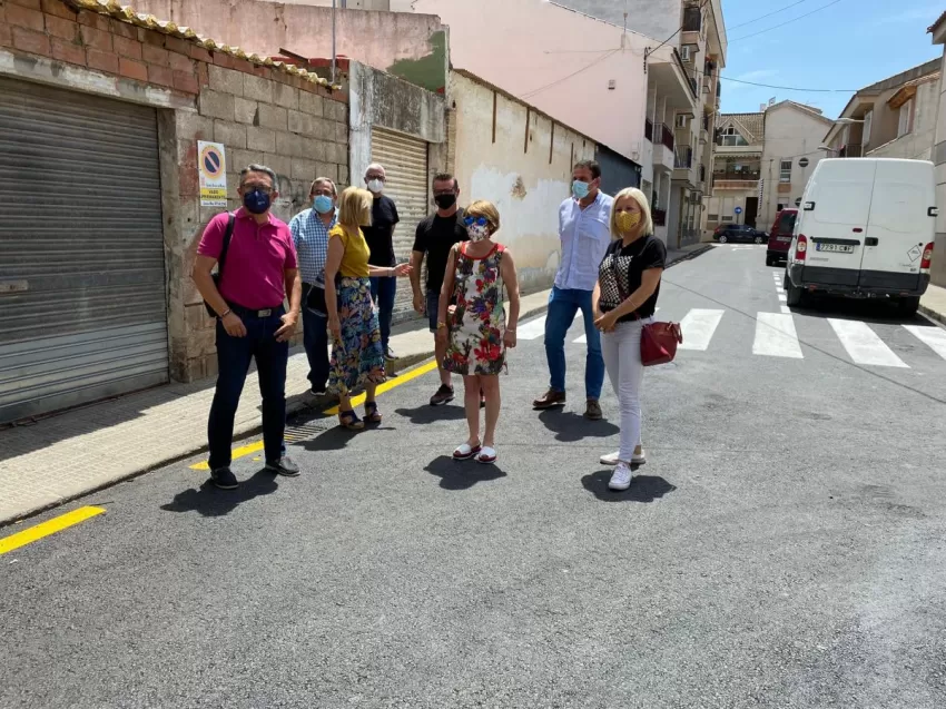 El Ayuntamiento de Murcia renueva el pavimento de dos calles de Alquerías afectadas por la DANA de 2019