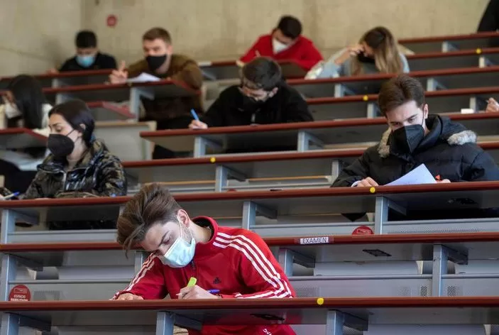 El Consejo de Estudiantes de la UMU reitera su postura a favor de los exámenes no presenciales