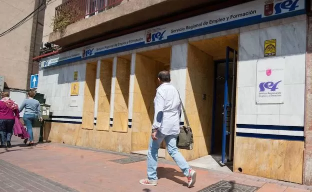 El paro sube un 3,5% en enero en la Región de Murcia