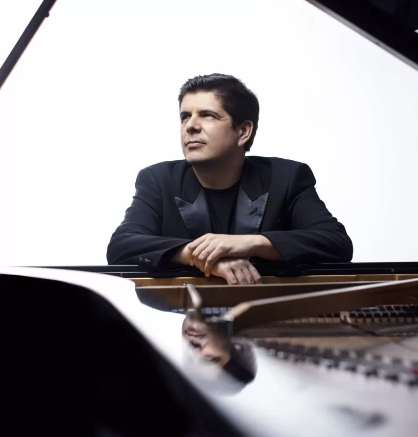 El Víctor Villegas acogerá este martes el concierto del pianista Javier Perines