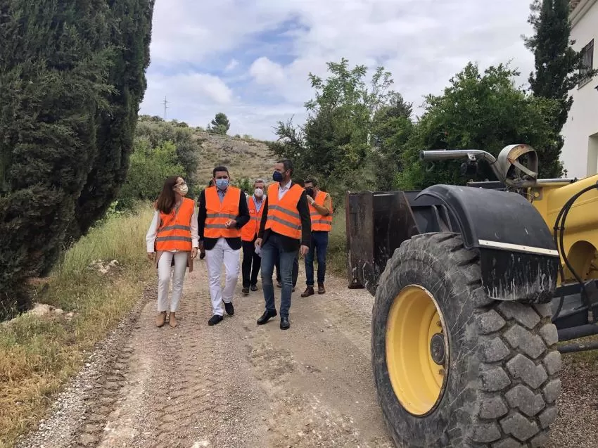 La Comunidad destina 462.000 euros a reparar dos caminos rurales en Caravaca de la Cruz
