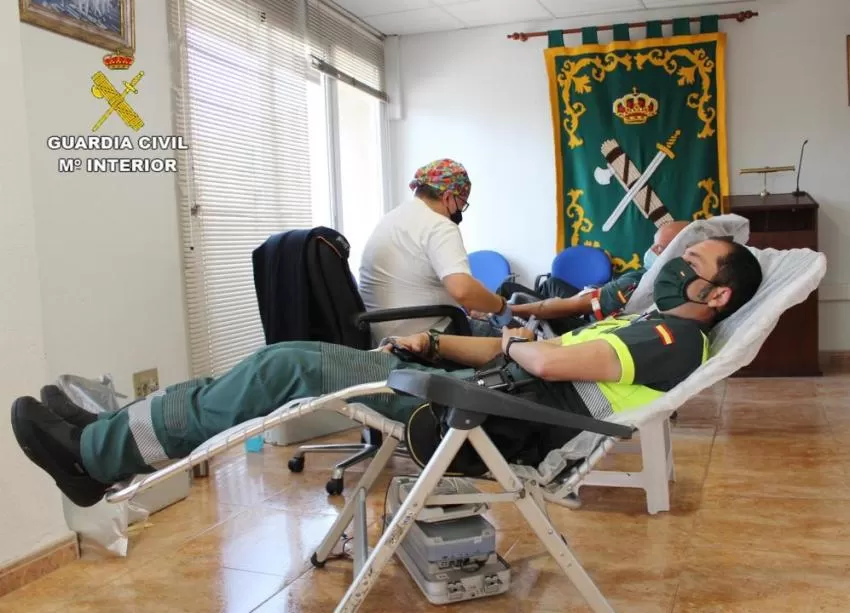 La Guardia Civil colabora en la campaña de donación de sangre en Murcia