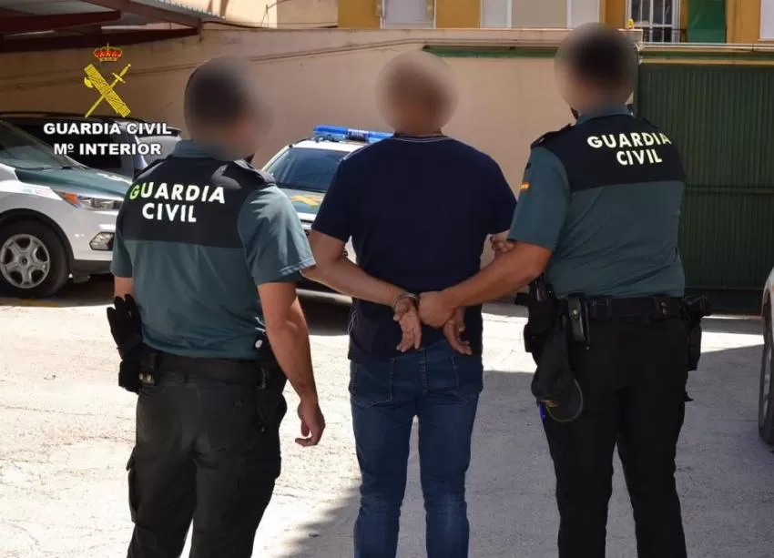 La Guardia Civil desarticula en Cieza (Murcia) un grupo delictivo dedicado a robar en casas de campo