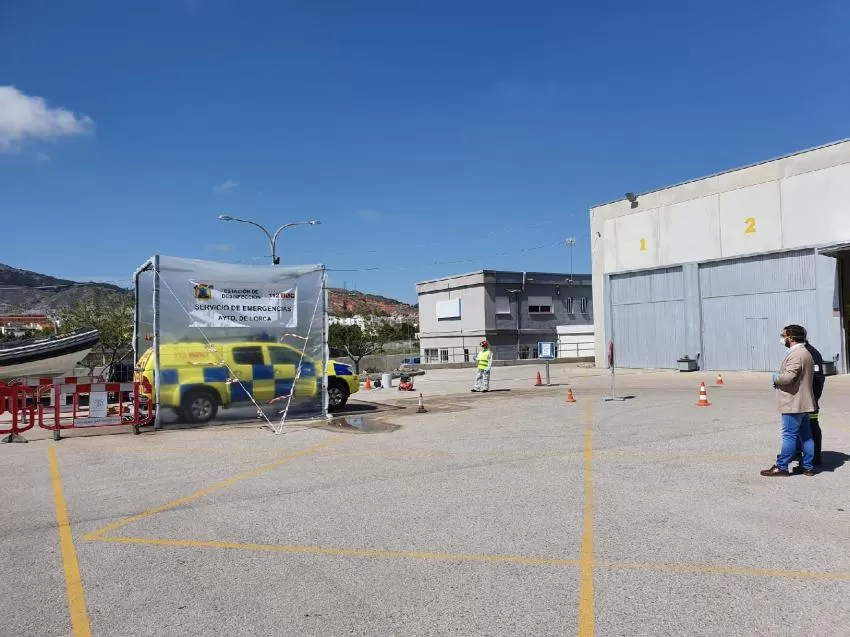 Lorca habilita un punto de desinfección de vehículos sanitarios