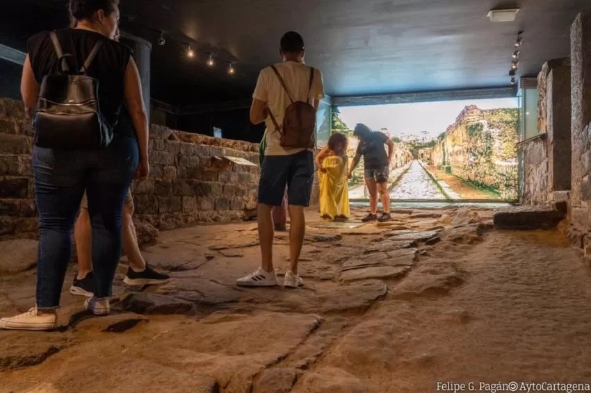 Más de 40.000 personas disfrutan de la 'Noche de los Museos' en Cartagena
