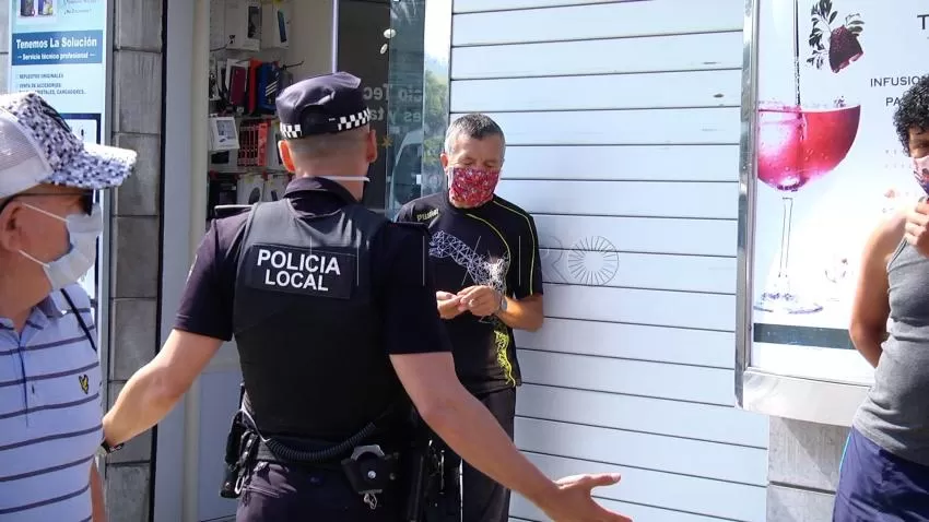 La Policía Local de Murcia denuncia en un día a 331 personas por no llevar mascarilla