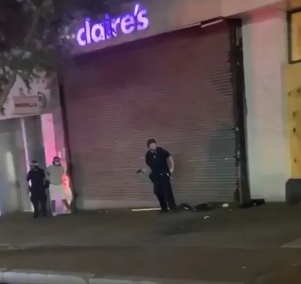 Un oficial de policía de Nueva York es asaltado en el Bronx