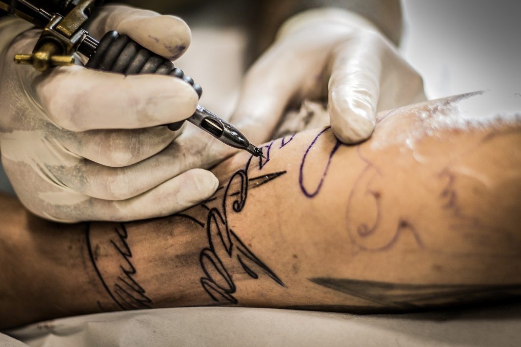 Como se curan los tatuajes cuando se infectan