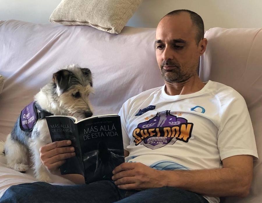 La lucha del Sheldon Running Club por visualizar el trabajo de los perros de asistencia médica